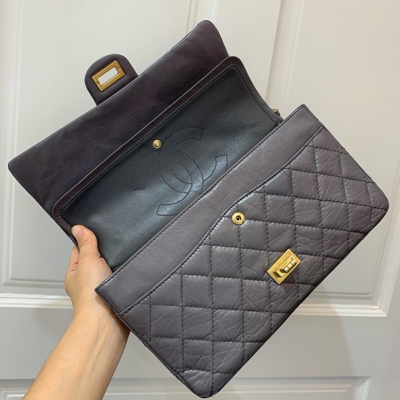 💓Sold💓Chanel Quilted Leather Reissue 2.55 - Picture 7 of 16